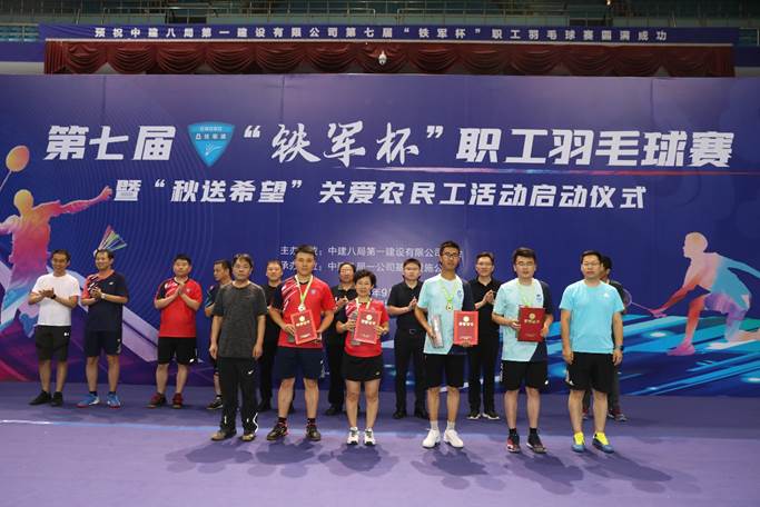 預備混雙（左）、預備男雙（右）冠軍